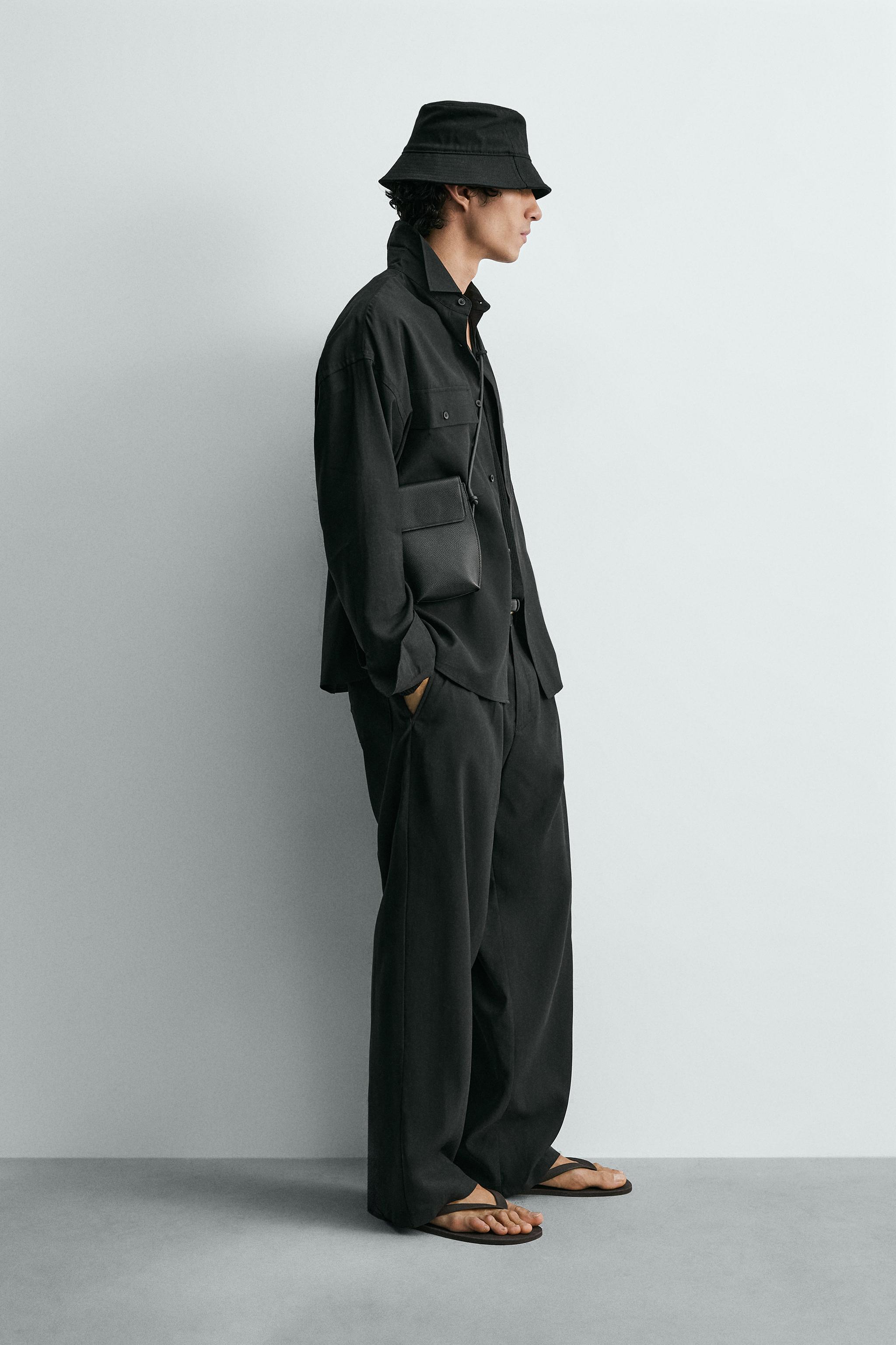FLOWY PLEATED PANTS